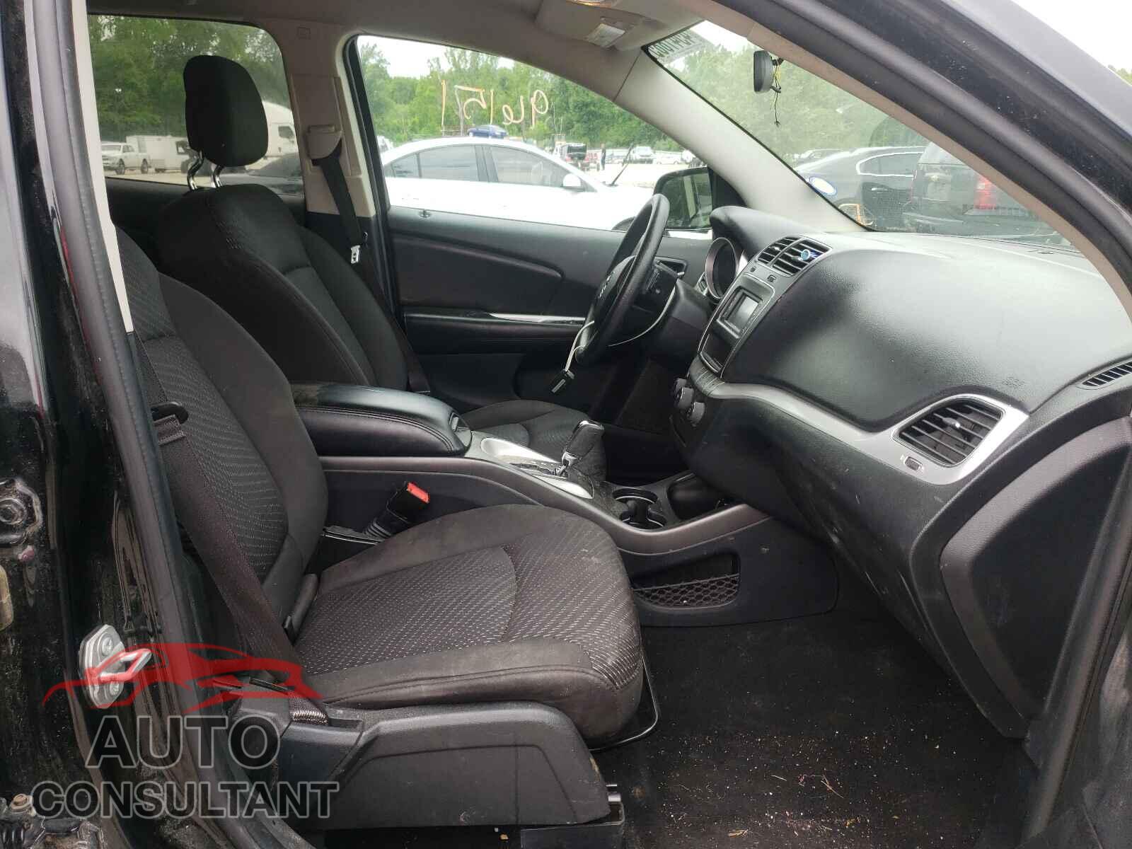 DODGE JOURNEY 2017 - 3C4PDCBG2HT571812