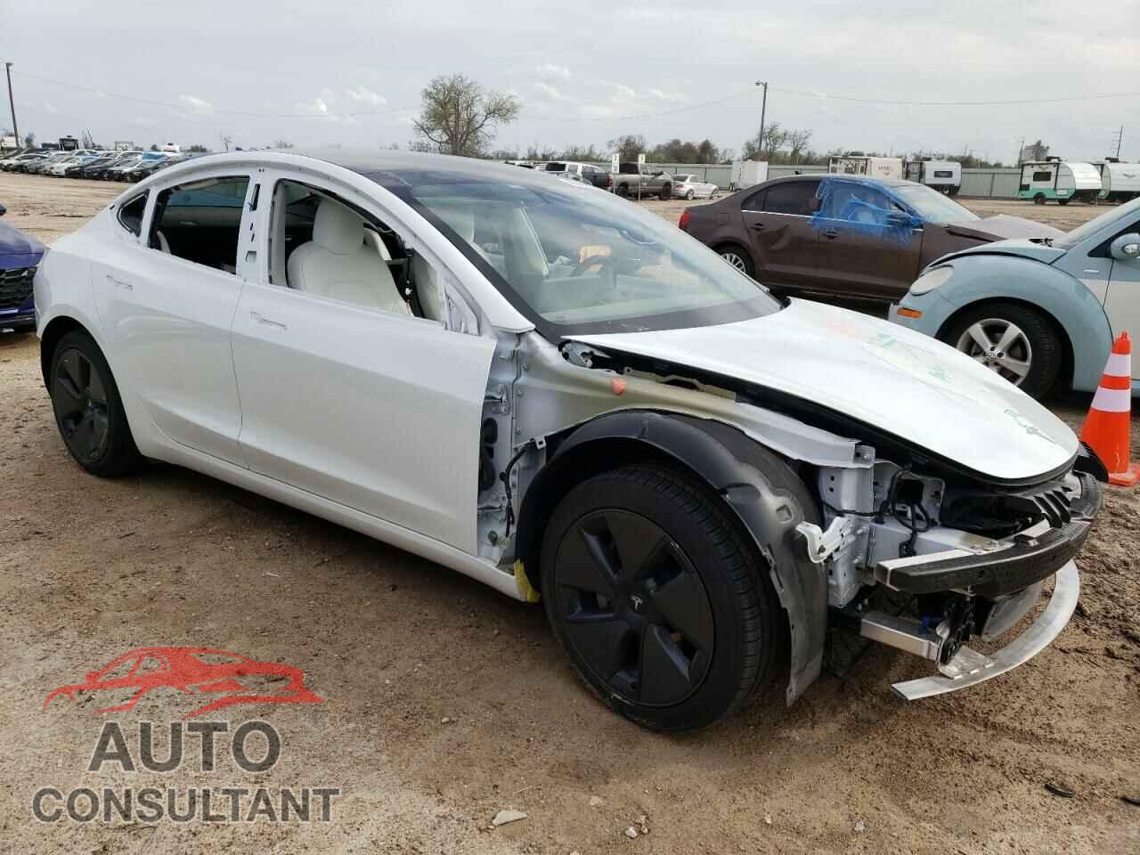 TESLA MODEL 3 2021 - 5YJ3E1EA1MF093267