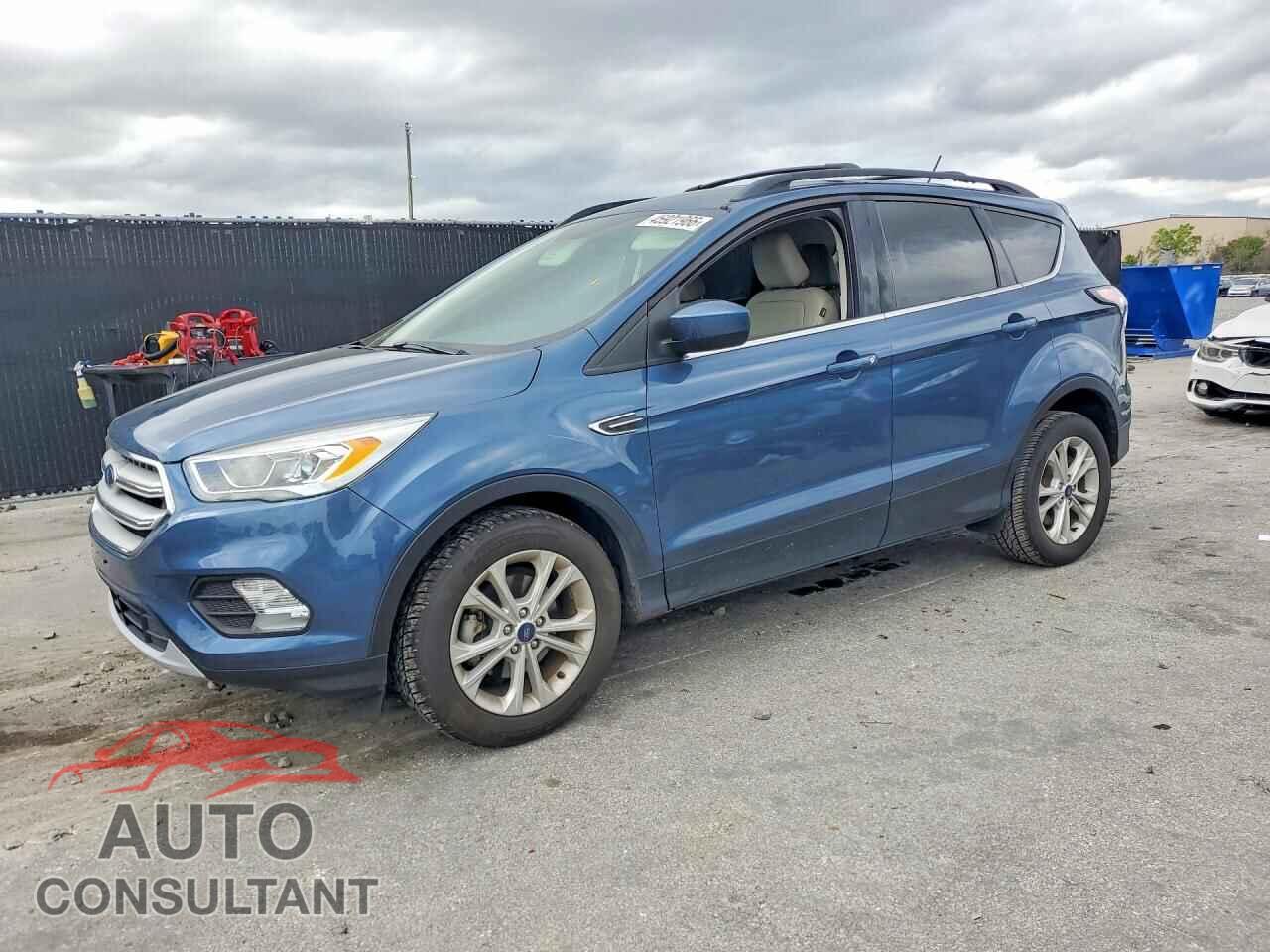 FORD ESCAPE 2018 - 1FMCU0HD7JUB24121
