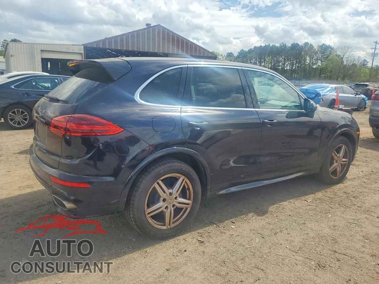 PORSCHE CAYENNE 2015 - WP1AF2A2XFLA38436