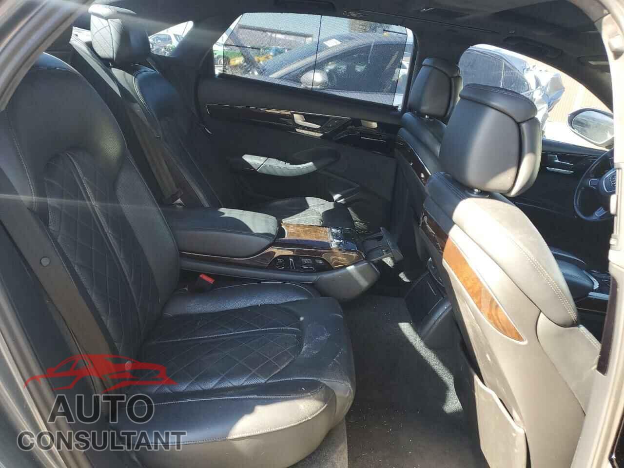 AUDI A8 2014 - WAUR2AFD7EN012431
