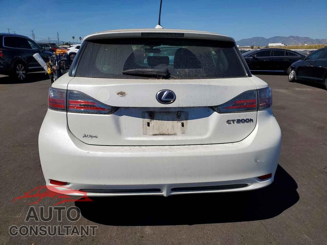 LEXUS CT 200 2011 - JTHKD5BH2B2017658