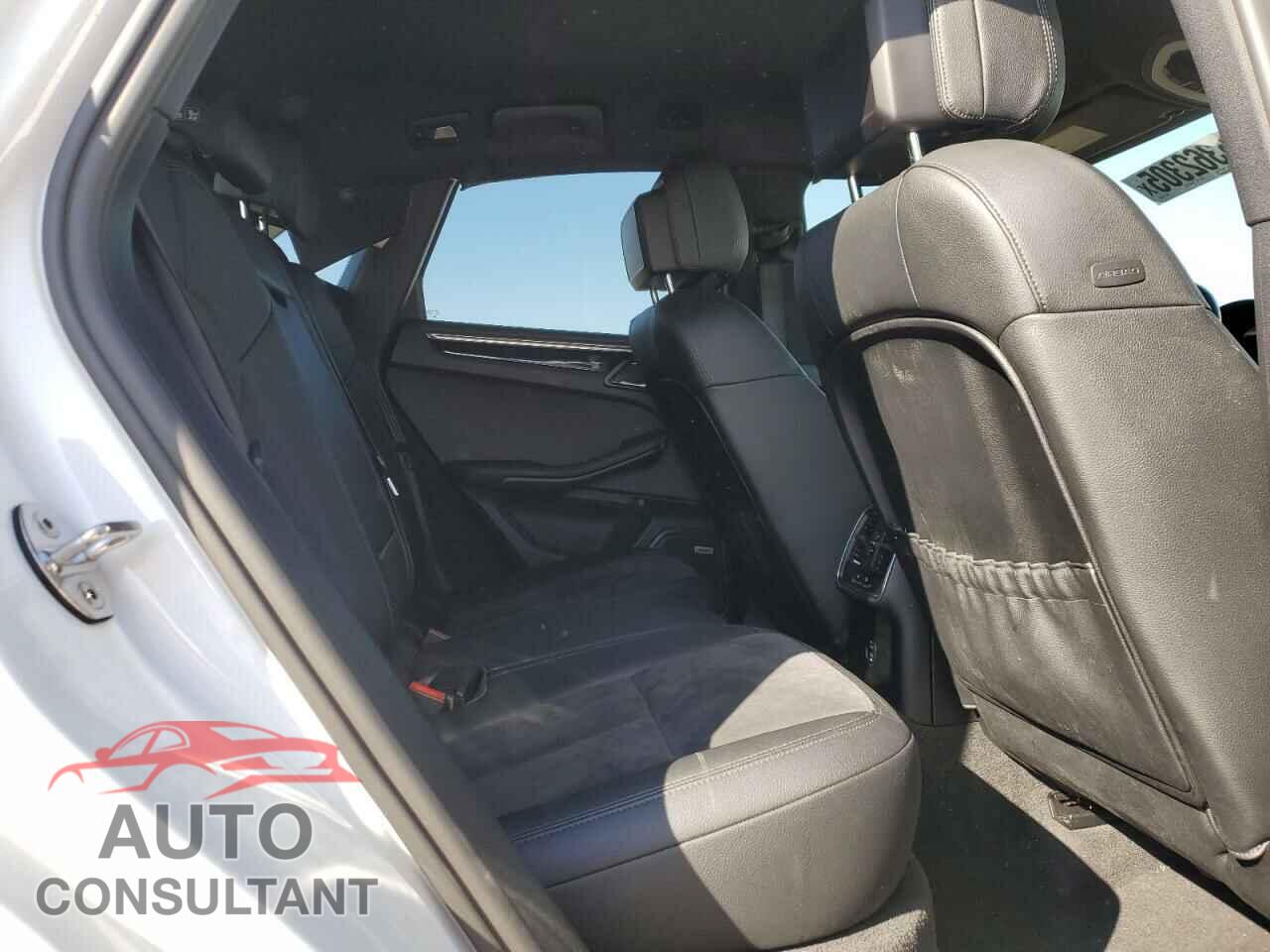 PORSCHE MACAN 2021 - WP1AB2A50MLB36670