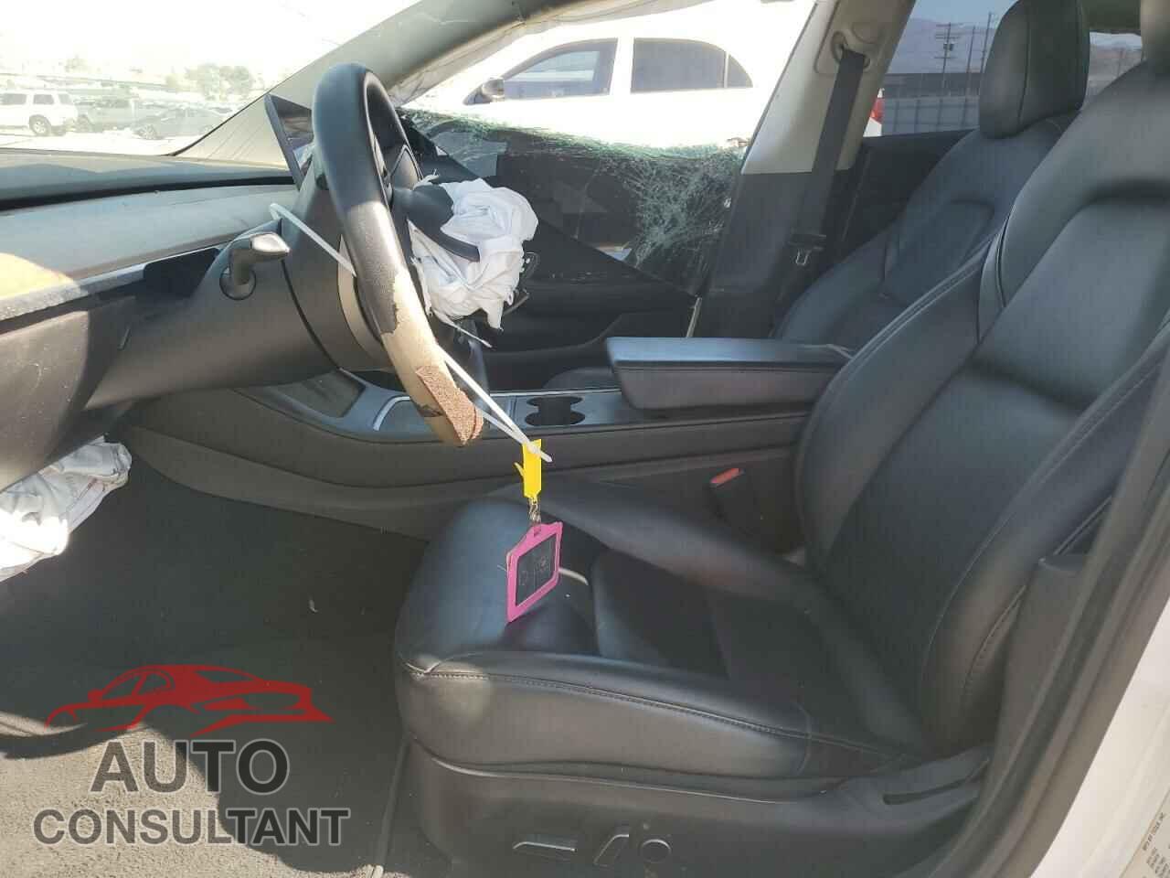 TESLA MODEL 3 2021 - 5YJ3E1EA8MF874156