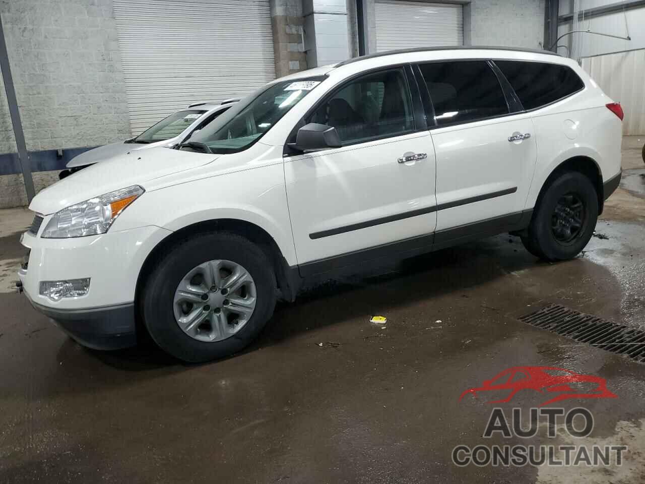 CHEVROLET TRAVERSE 2011 - 1GNKVFED5BJ233014