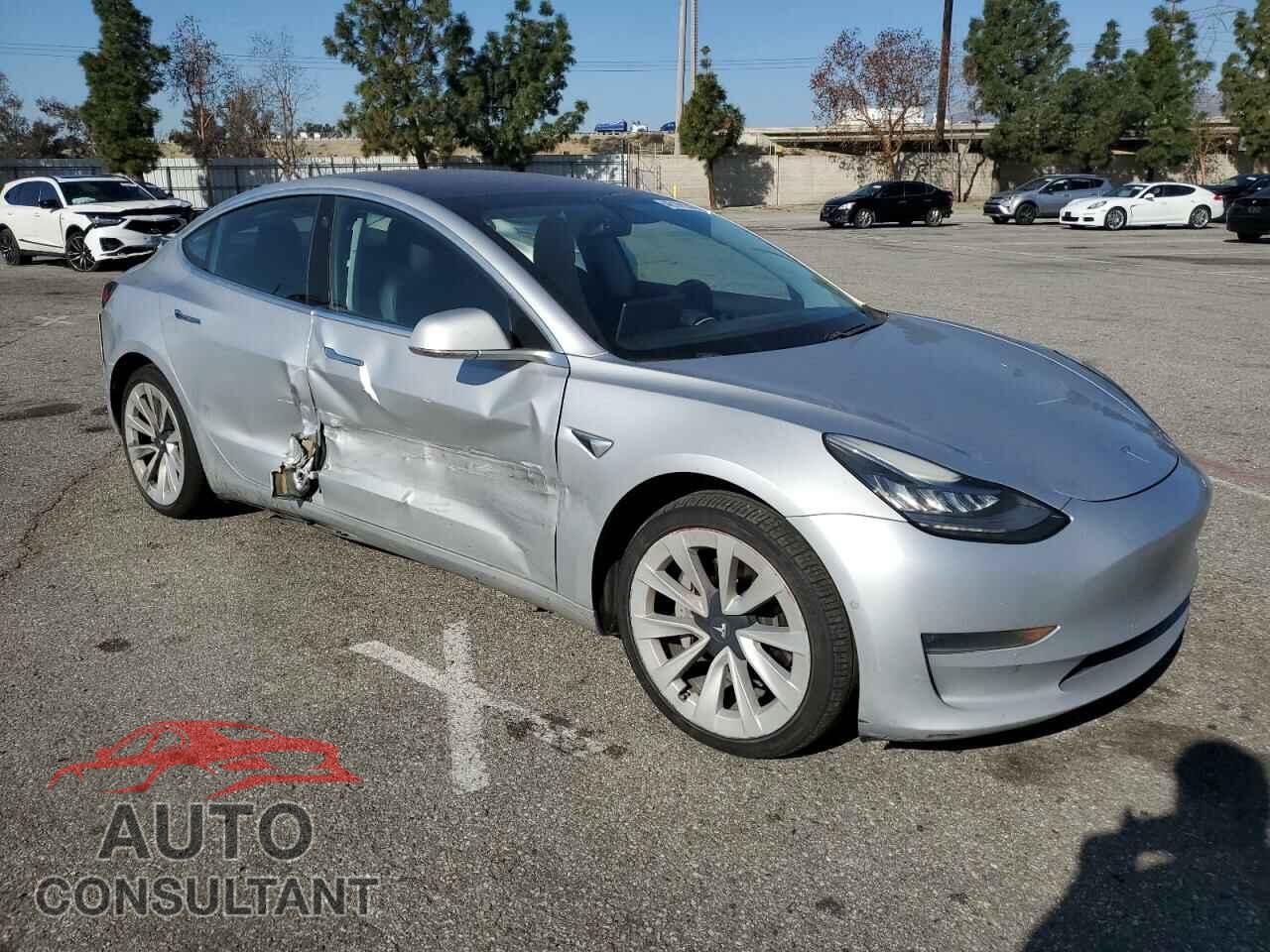 TESLA MODEL 3 2018 - 5YJ3E1EA9JF052638