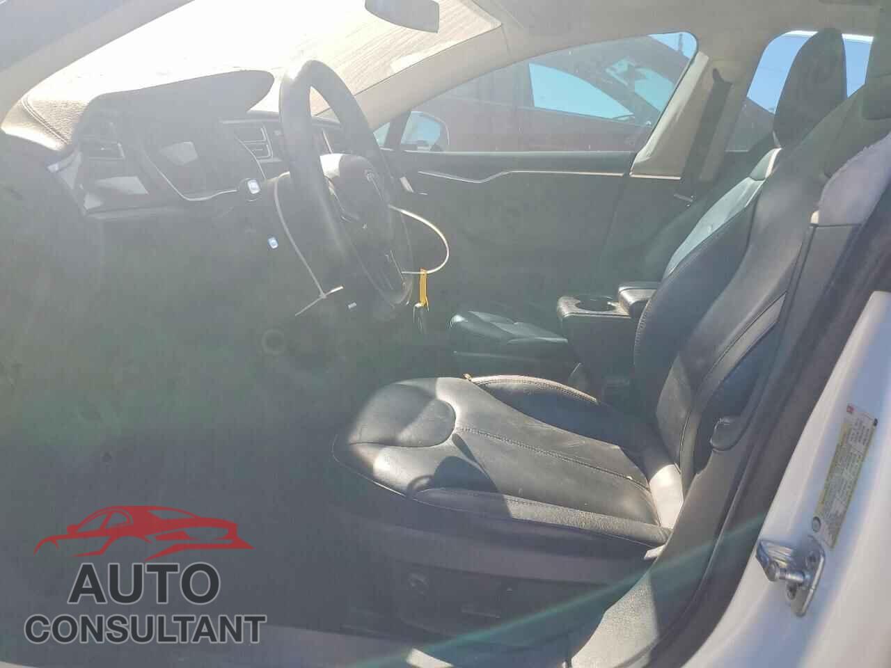 TESLA MODEL S 2014 - 5YJSA1H18EFP49338