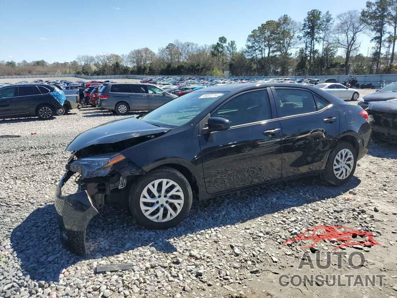 TOYOTA COROLLA 2018 - 5YFBURHE3JP773490