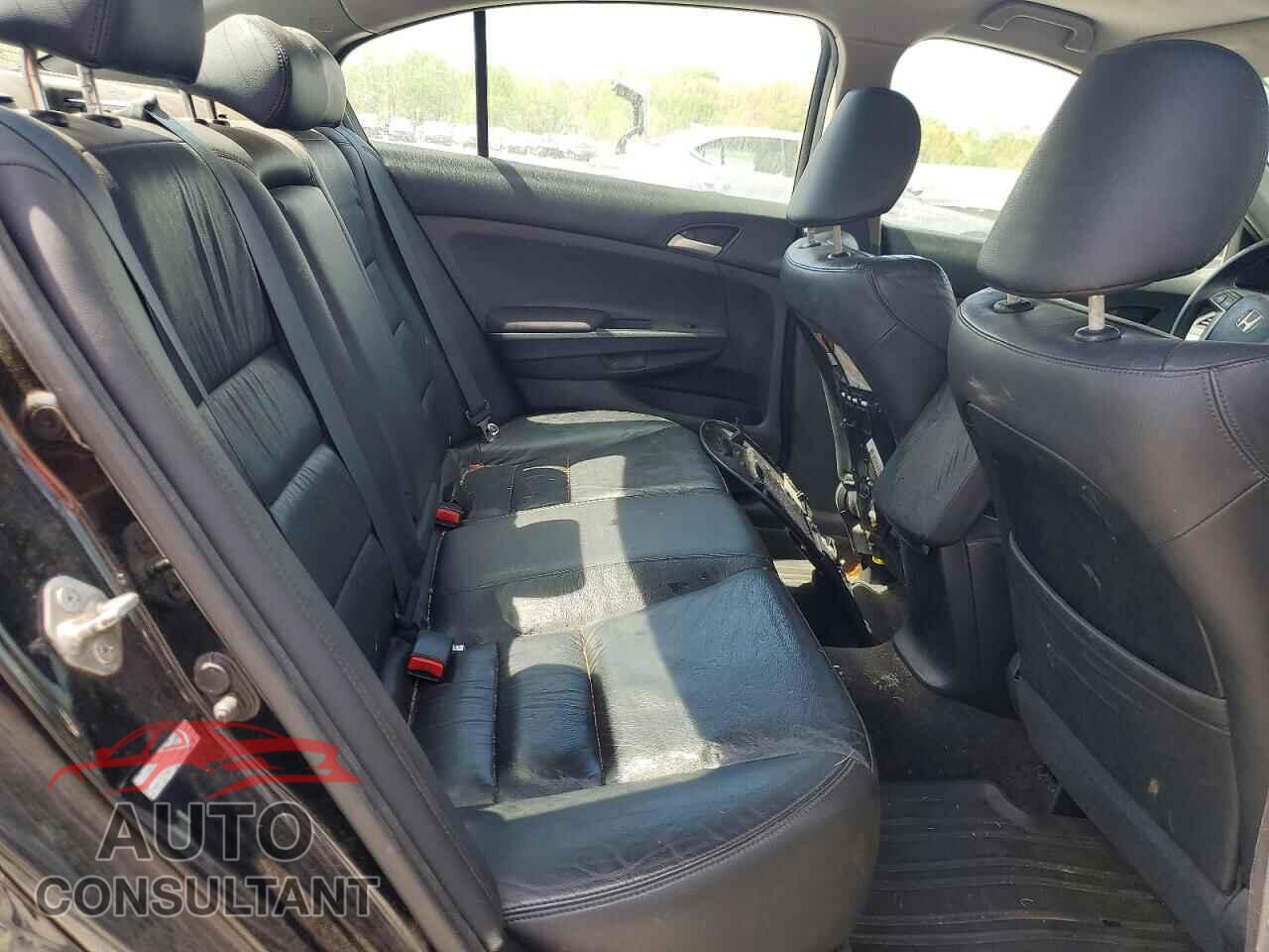 HONDA ACCORD 2011 - 1HGCP2F69BA132575