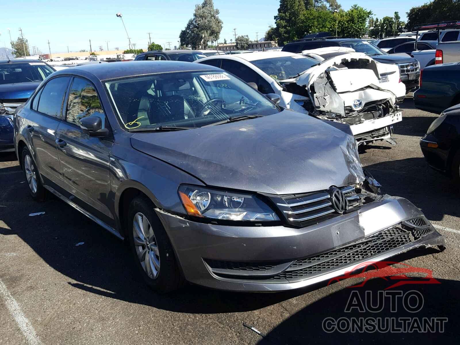 VOLKSWAGEN PASSAT 2015 - 1VWAT7A31FC017309