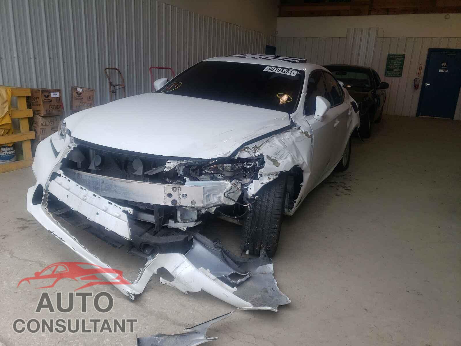 LEXUS IS 2016 - JTHCM1D20G5013023