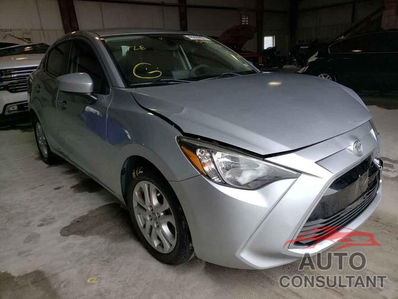 TOYOTA YARIS 2017 - 3MYDLBYV3HY154886