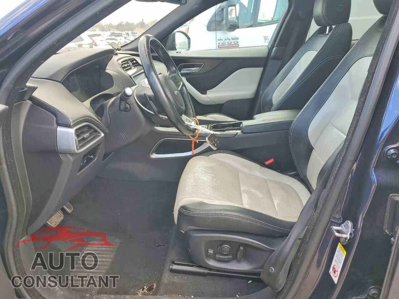 JAGUAR F-PACE 2017 - SADCL2BV8HA488794