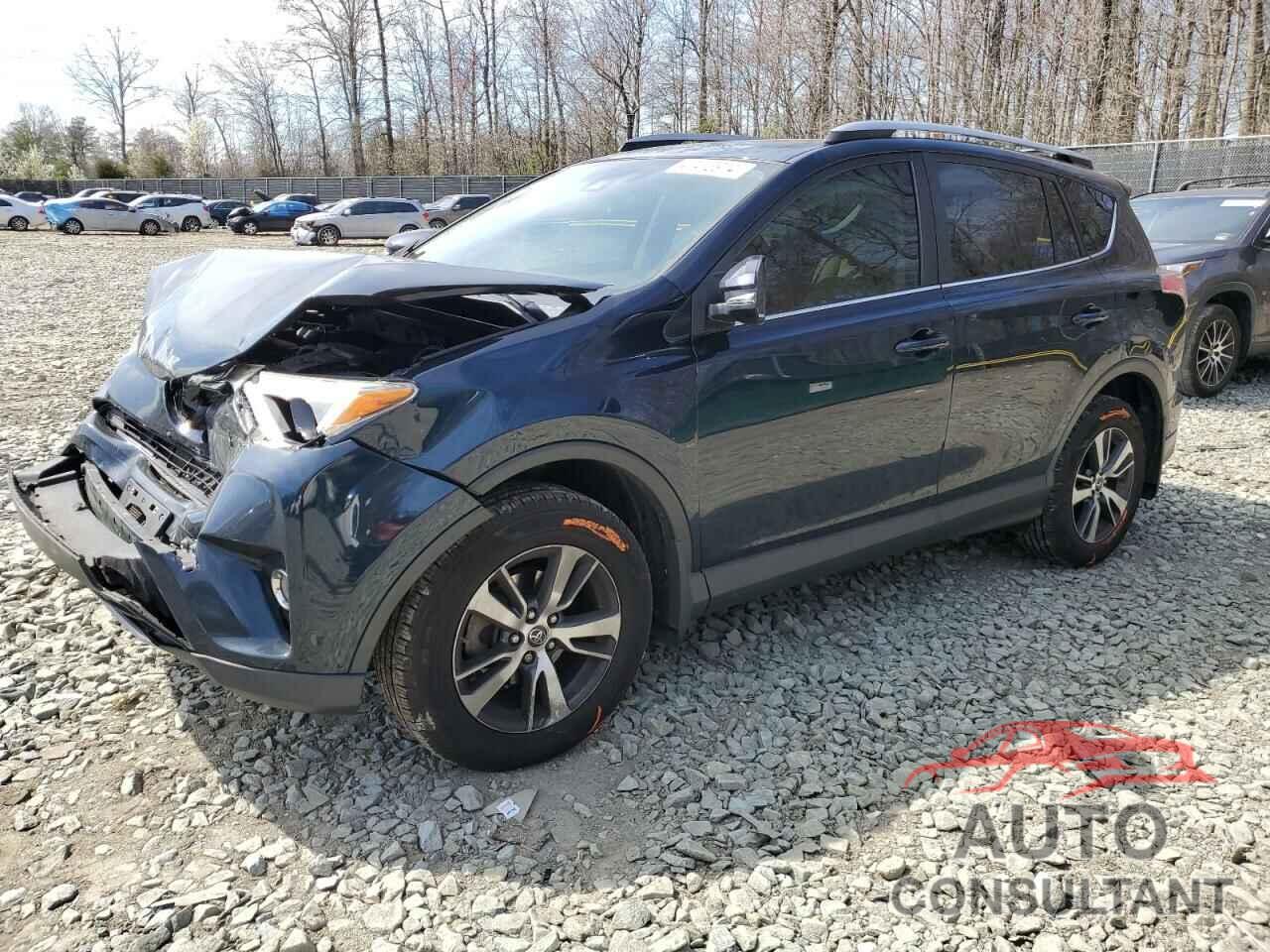 TOYOTA RAV4 2017 - JTMRFREV1HJ127523