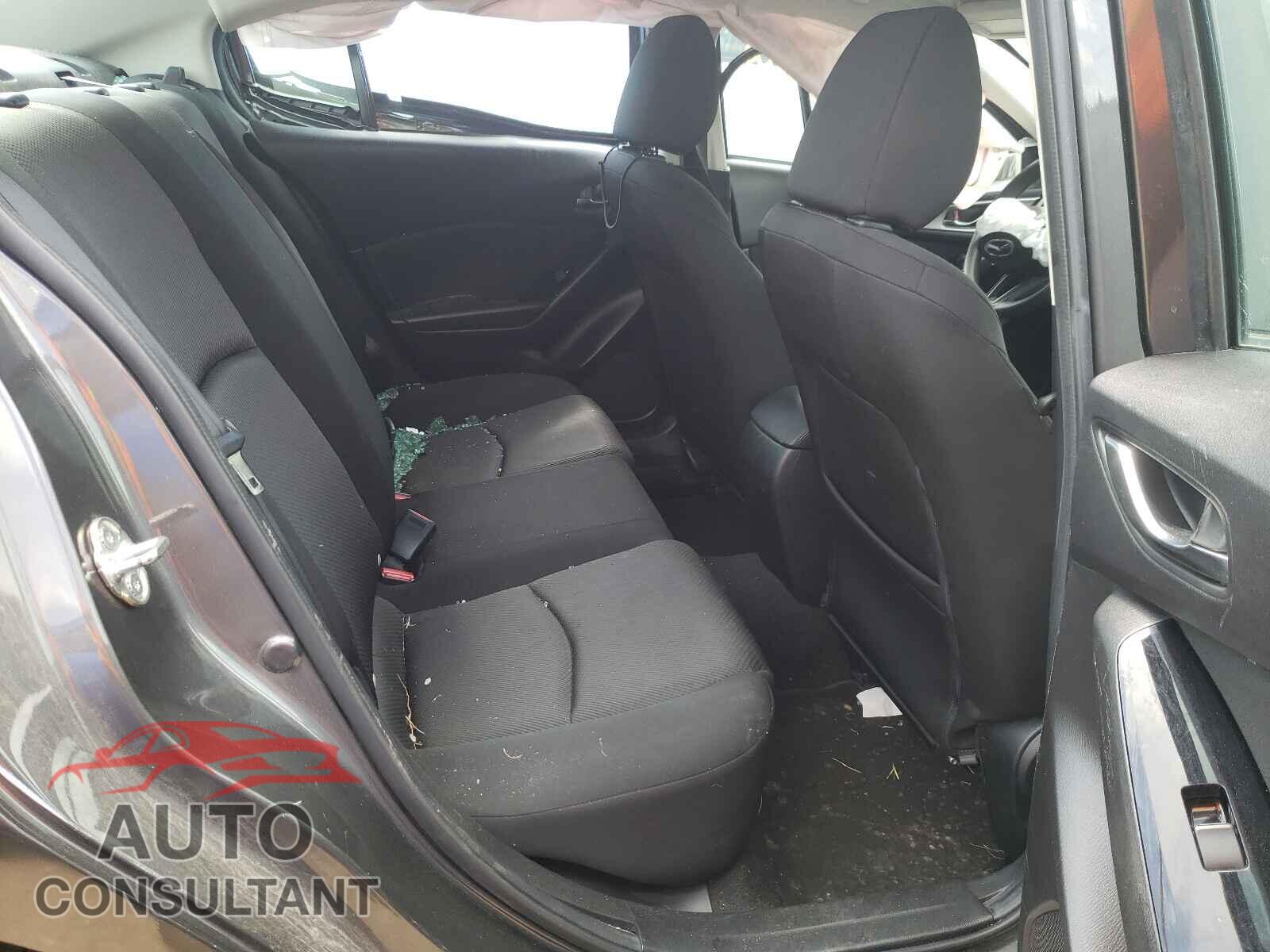MAZDA 3 2017 - 3MZBN1U71HM140121
