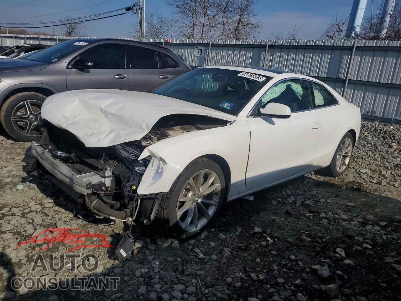 AUDI A5 2014 - WAUCFAFR0EA047213