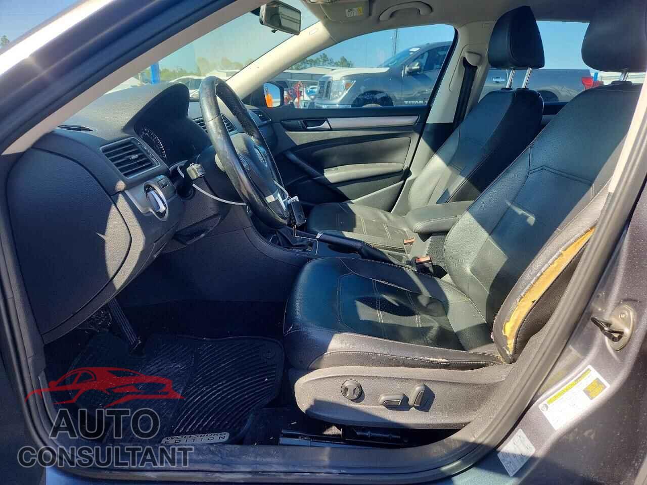 VOLKSWAGEN PASSAT 2014 - 1VWAT7A30EC105962