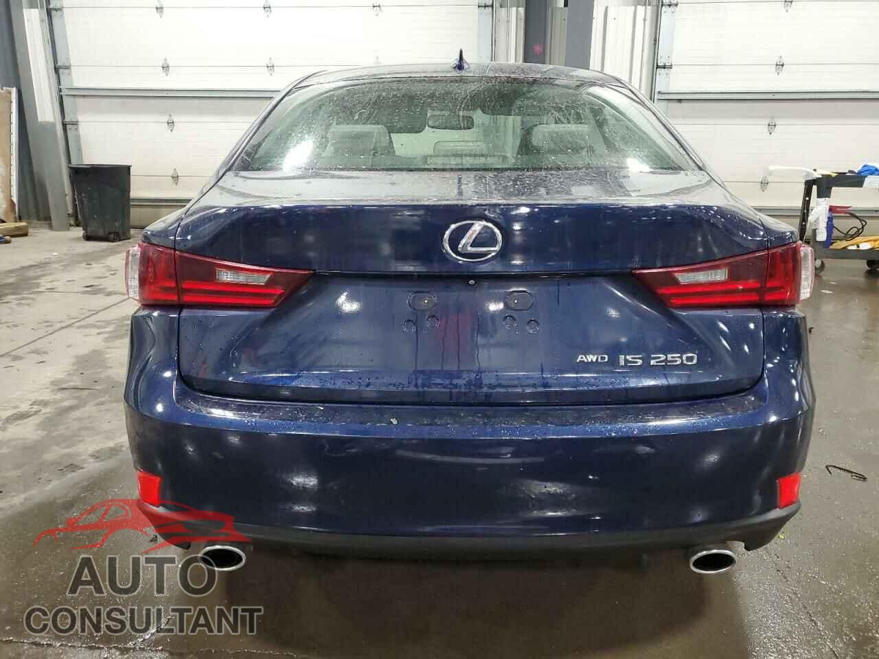 LEXUS IS 2015 - JTHCF1D22F5018314