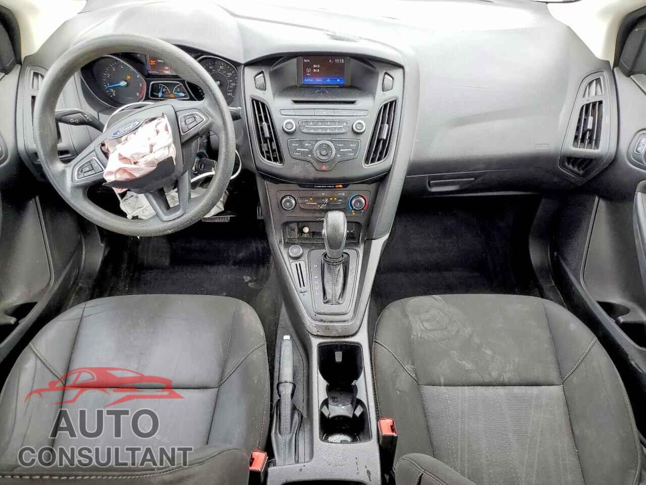 FORD FOCUS 2017 - 1FADP3E25HL343122