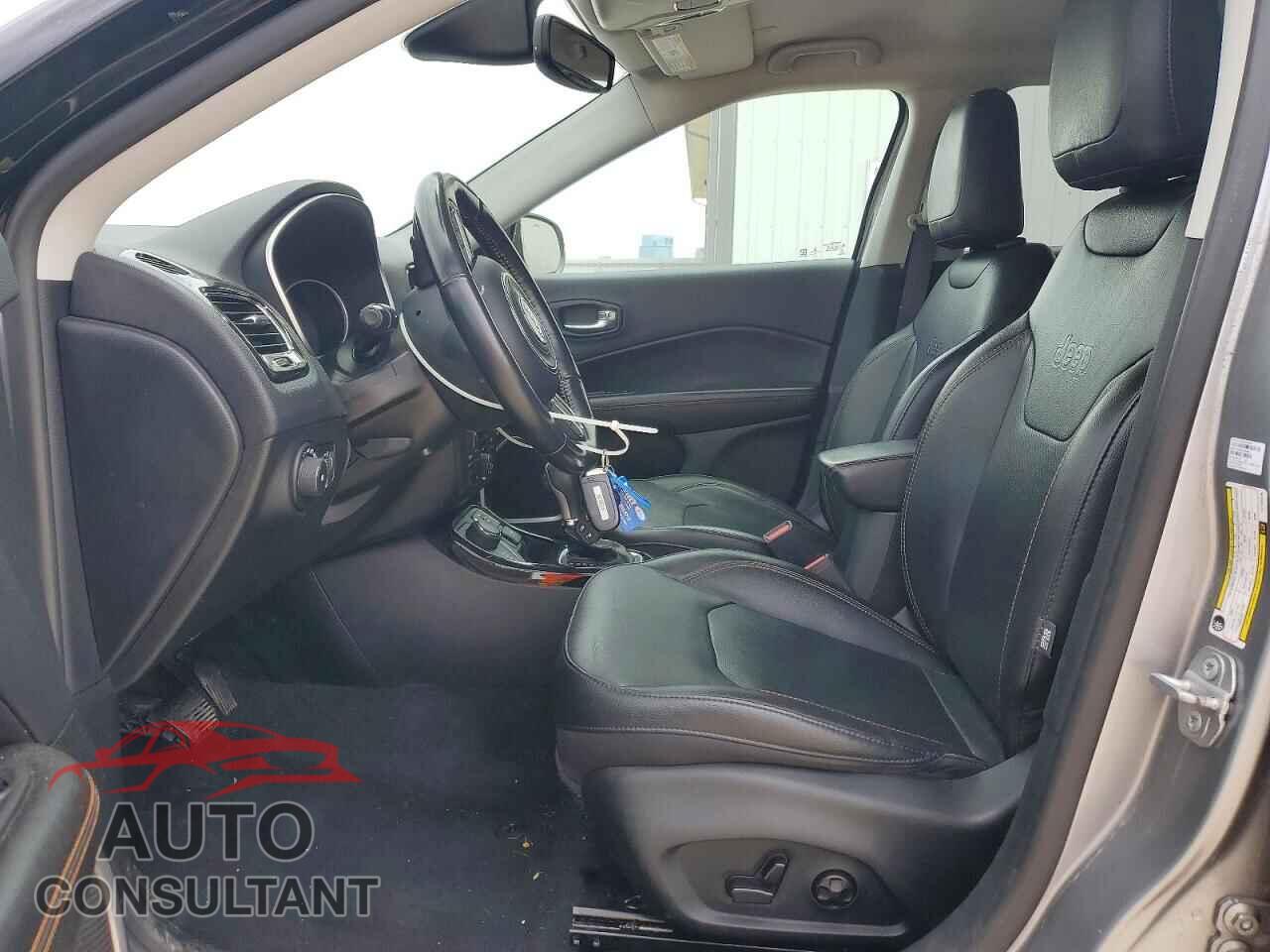 JEEP COMPASS 2020 - 3C4NJDCB9LT137419