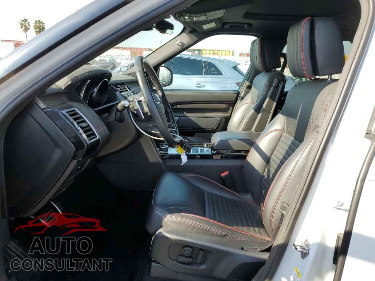 LAND ROVER DISCOVERY 2017 - SALRHBBV8HA022203