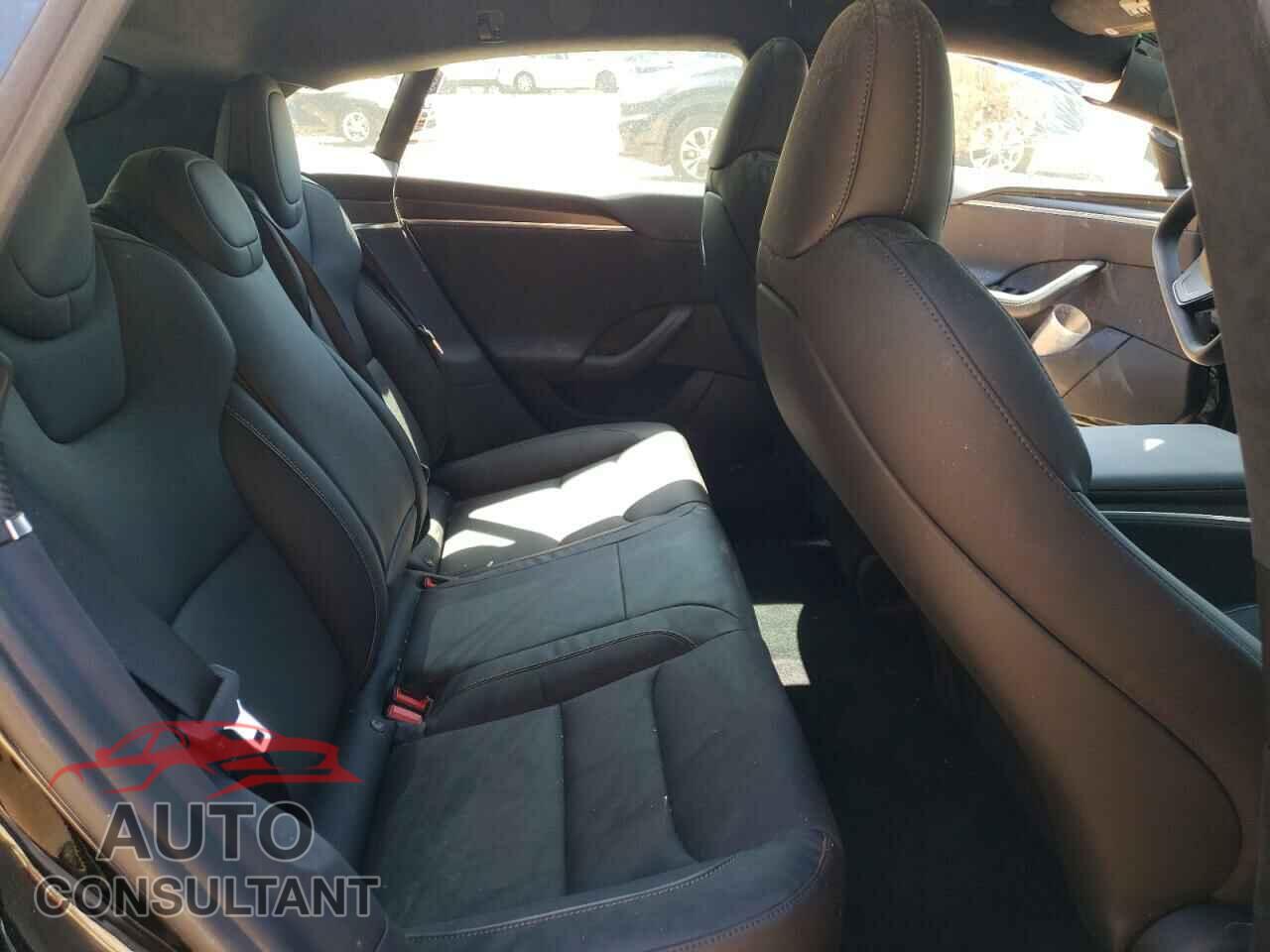 TESLA MODEL S 2021 - 5YJSA1E61MF454872
