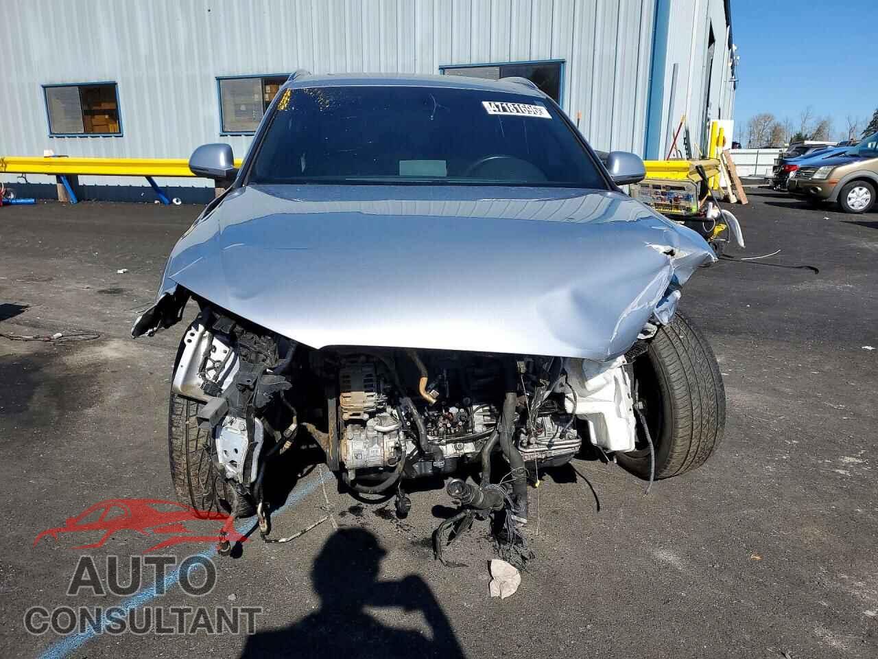 AUDI Q3 2018 - WA1BCCFS6JR016236