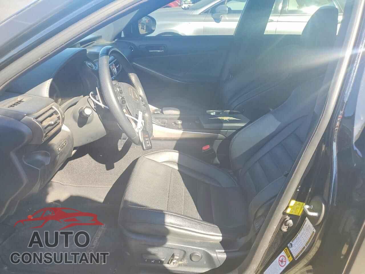 LEXUS IS 2015 - JTHBF1D2XF5072052