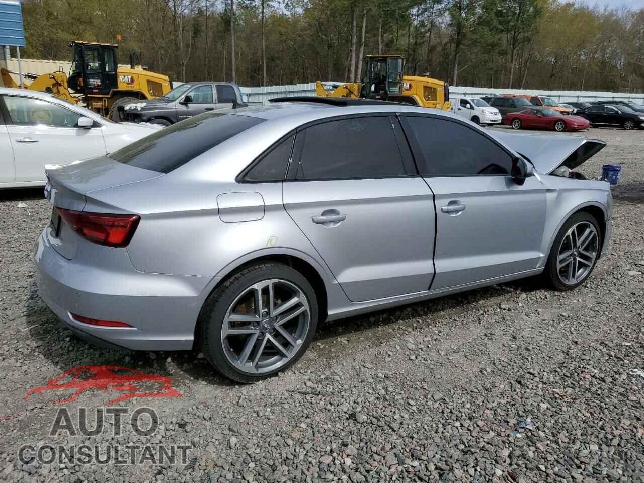 AUDI A3 2020 - WAUCUGFF8LA052543