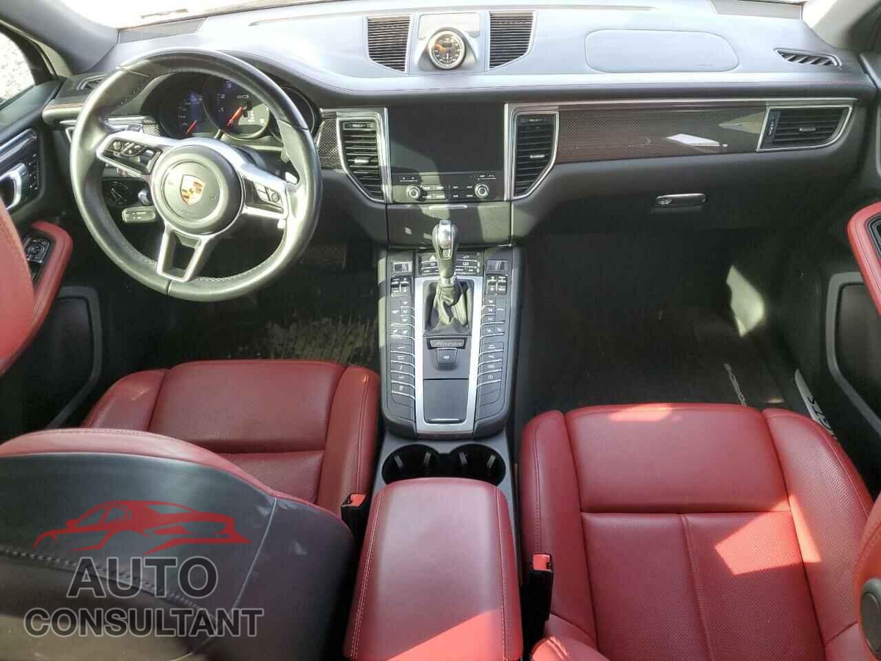 PORSCHE MACAN 2017 - WP1AG2A58HLB52820