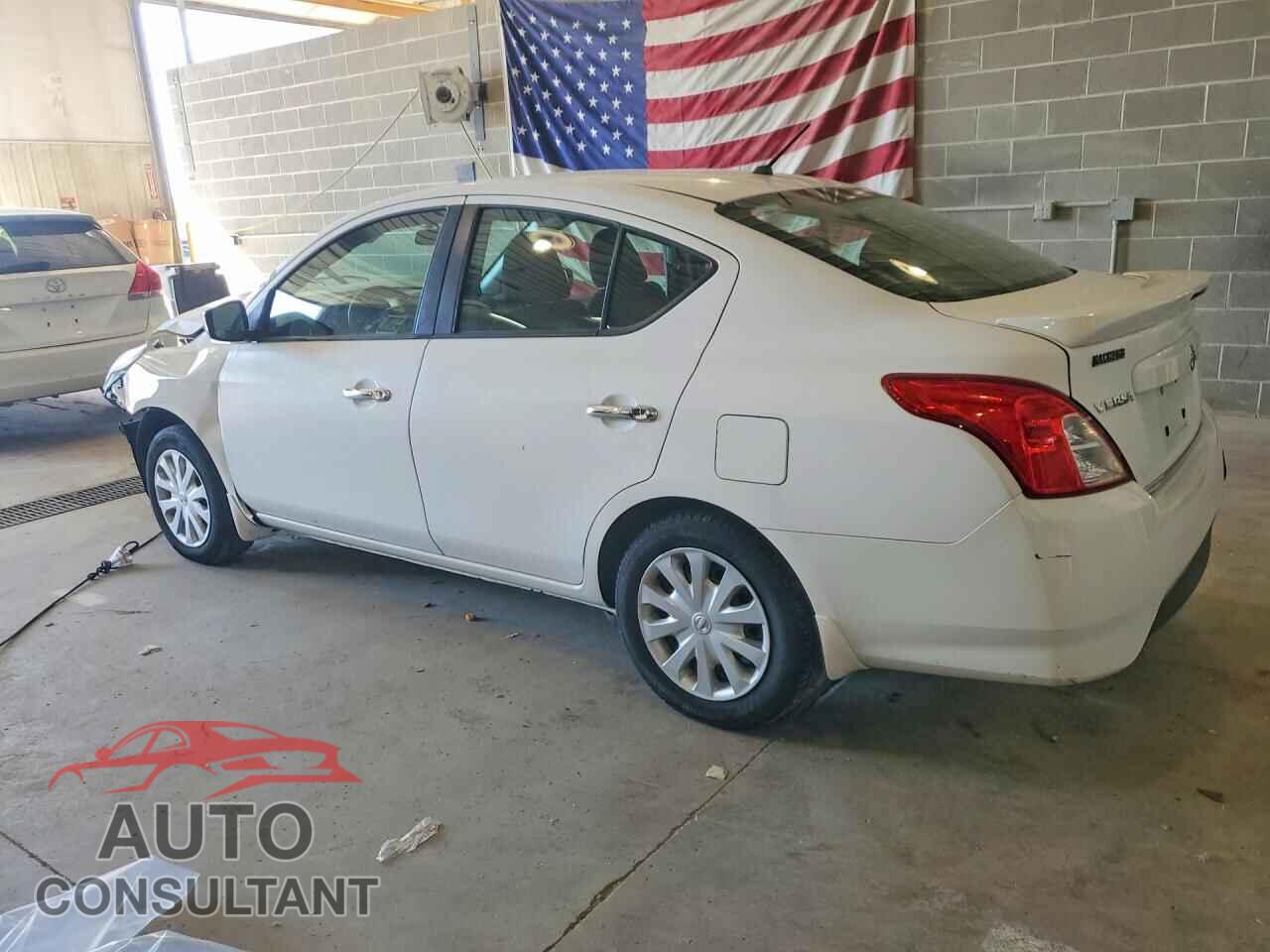 NISSAN VERSA 2017 - 3N1CN7AP3HL895262
