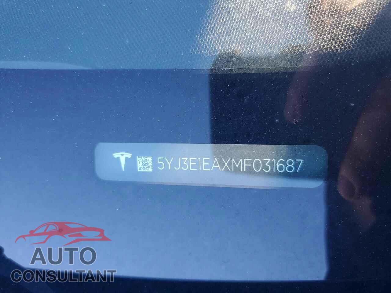 TESLA MODEL 3 2021 - 5YJ3E1EAXMF031687