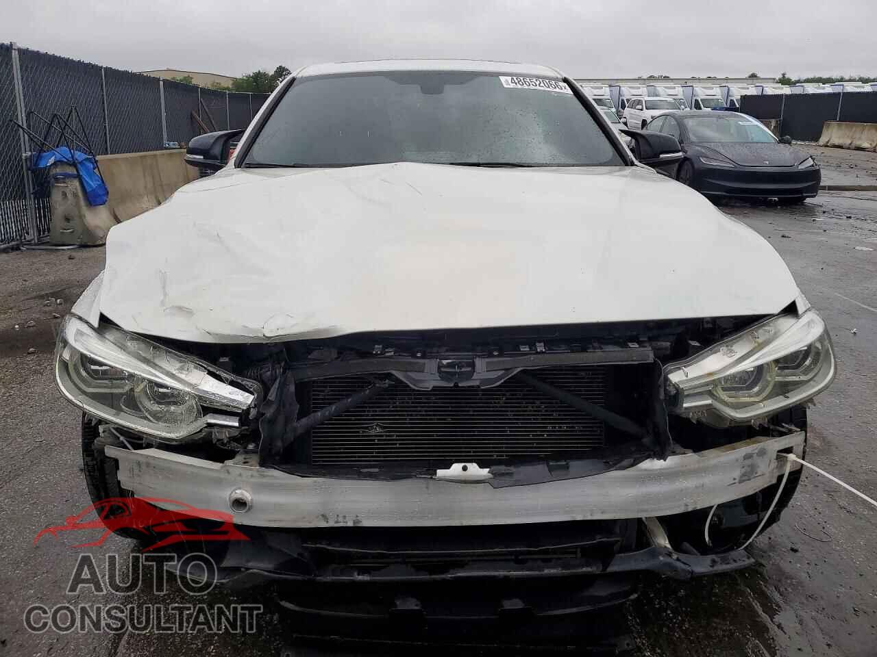 BMW 3 SERIES 2016 - WBA8E9G59GNU28573