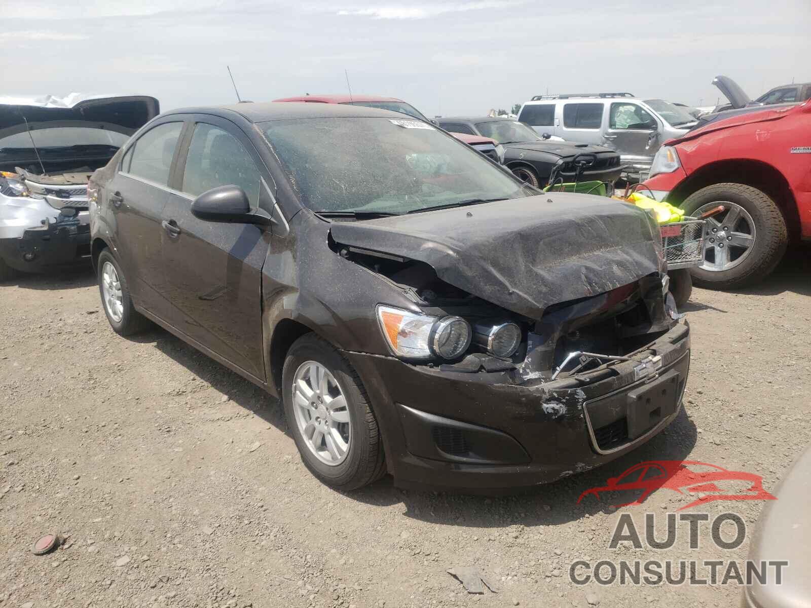 CHEVROLET SONIC 2016 - 1G1JC5SG1G4138726