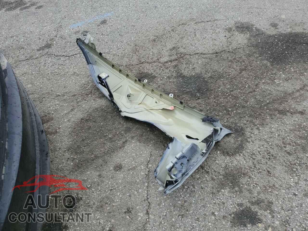 TESLA MODEL 3 2024 - 5YJ3E1EA3RF864786