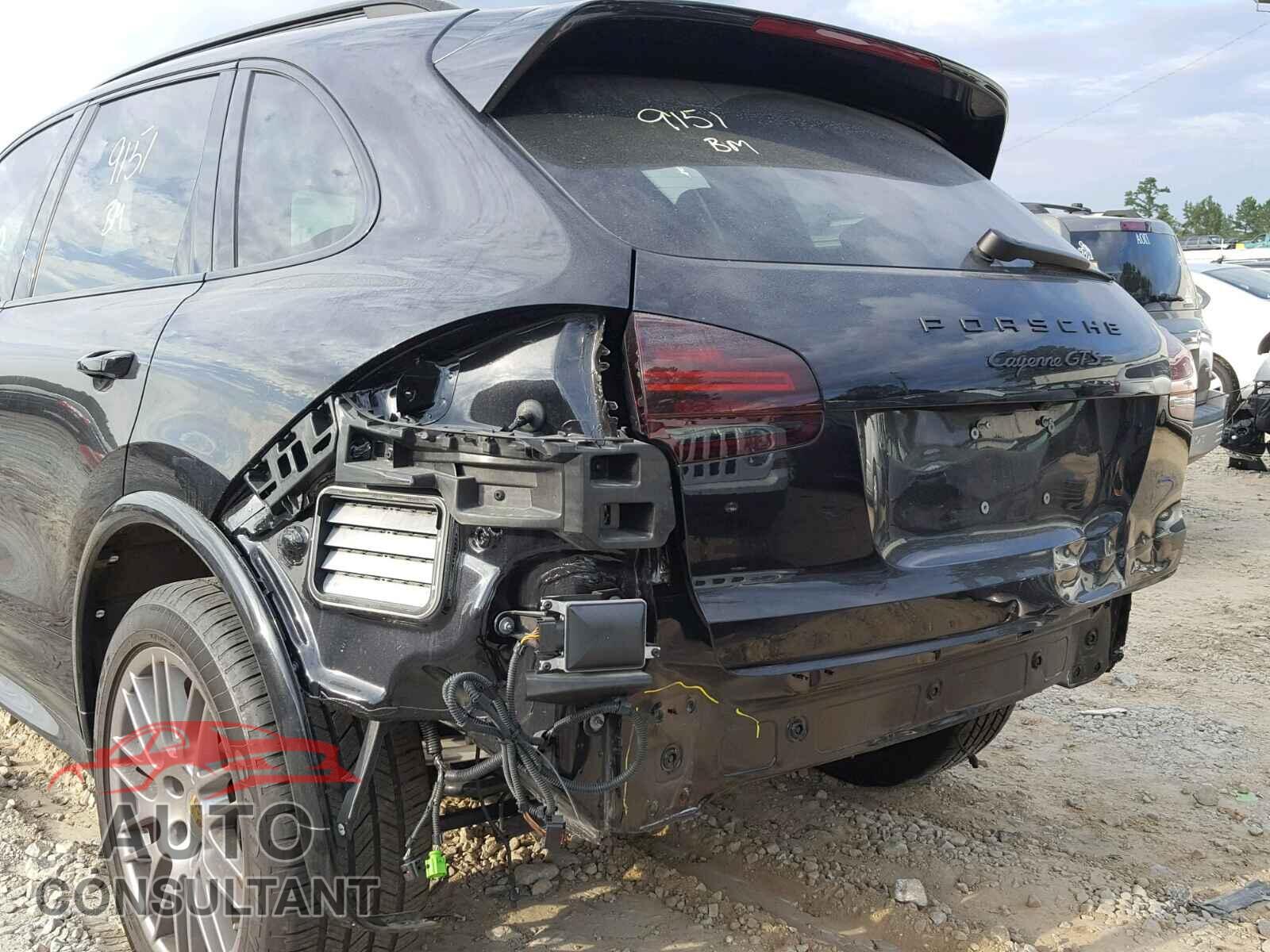 PORSCHE CAYENNE GTS 2016 - WP1AD2A26GLA79136