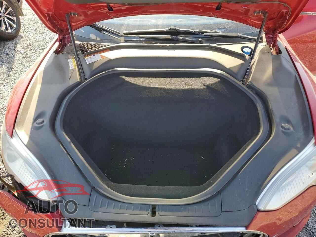 TESLA MODEL S 2016 - 5YJSA1E20GF125968
