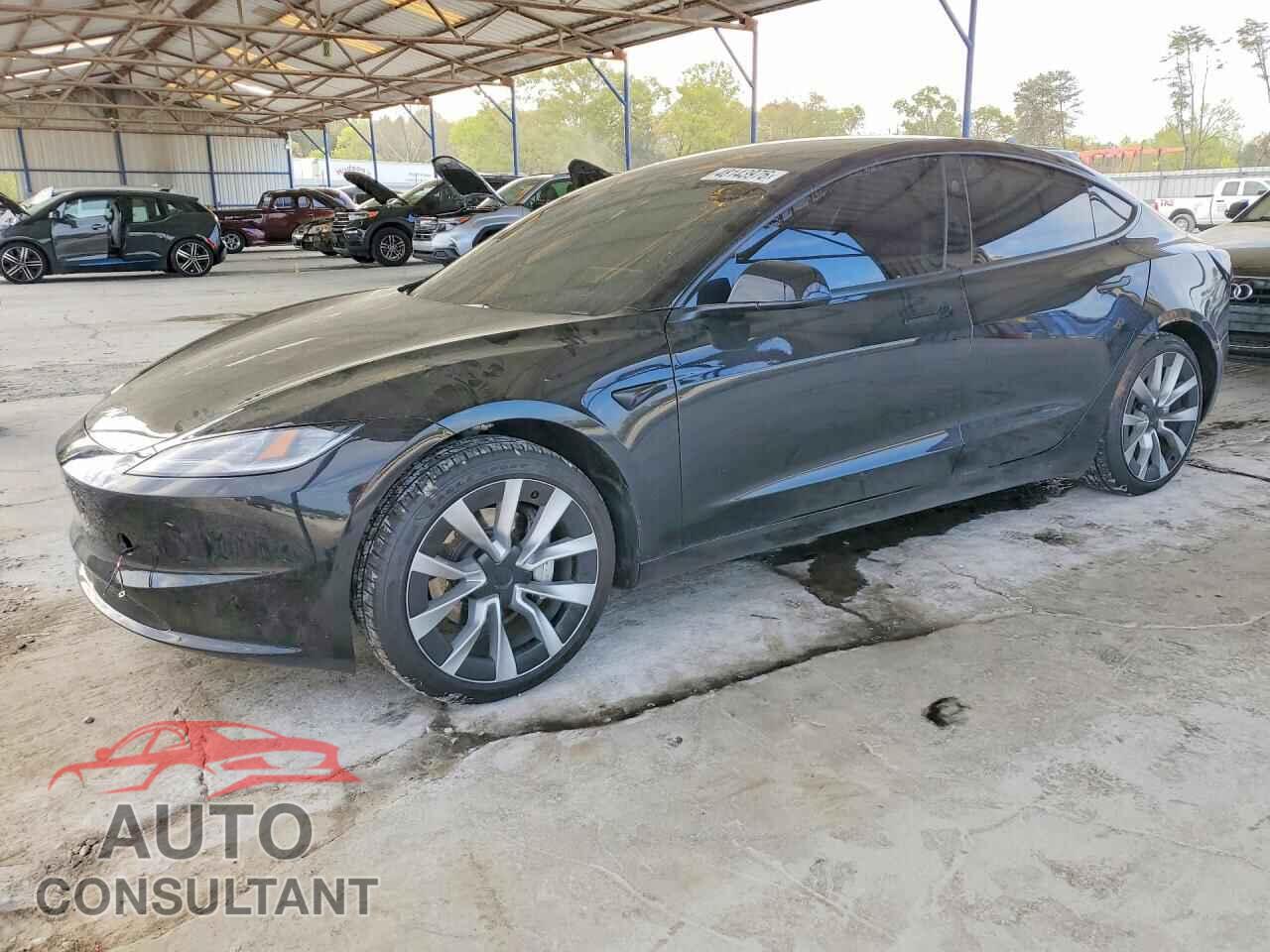 TESLA MODEL 3 2025 - 5YJ3E1EA5SF010145