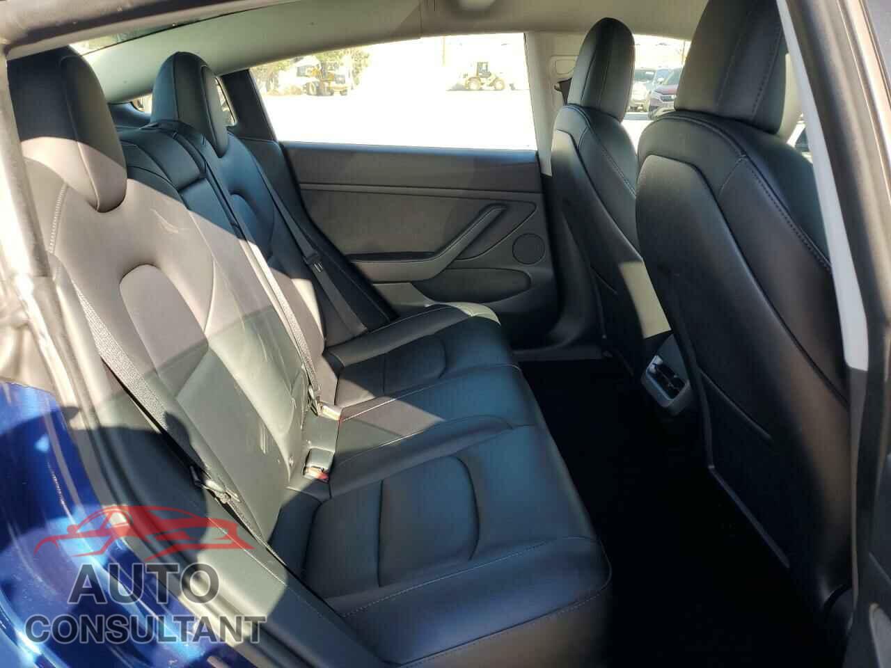 TESLA MODEL 3 2023 - 5YJ3E1EA5PF457937