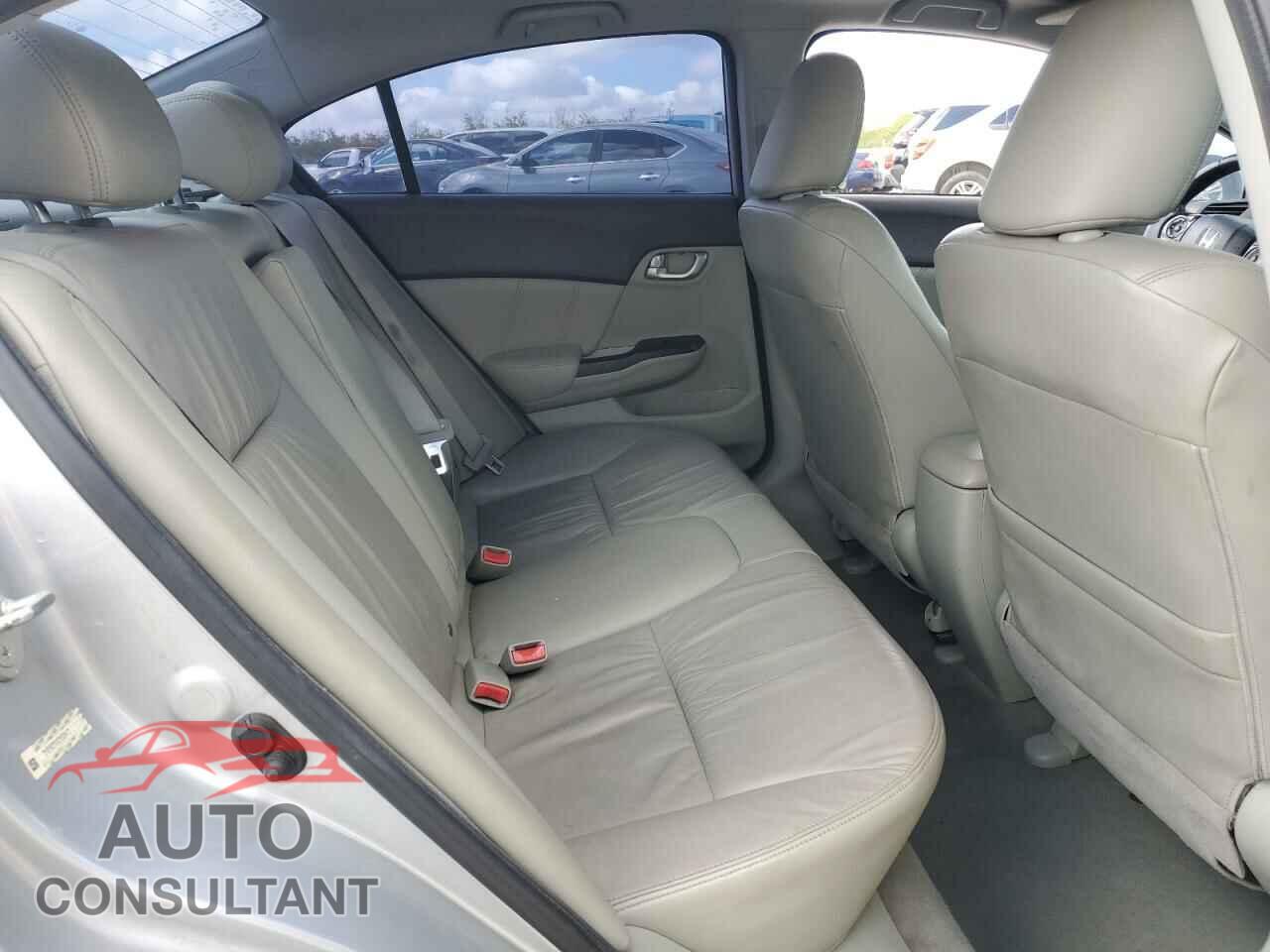 HONDA CIVIC 2012 - 2HGFB2F95CH589473