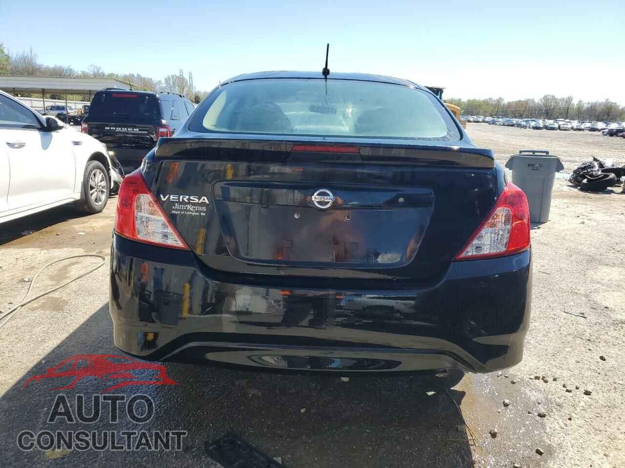 NISSAN VERSA 2019 - 3N1CN7AP3KL801243