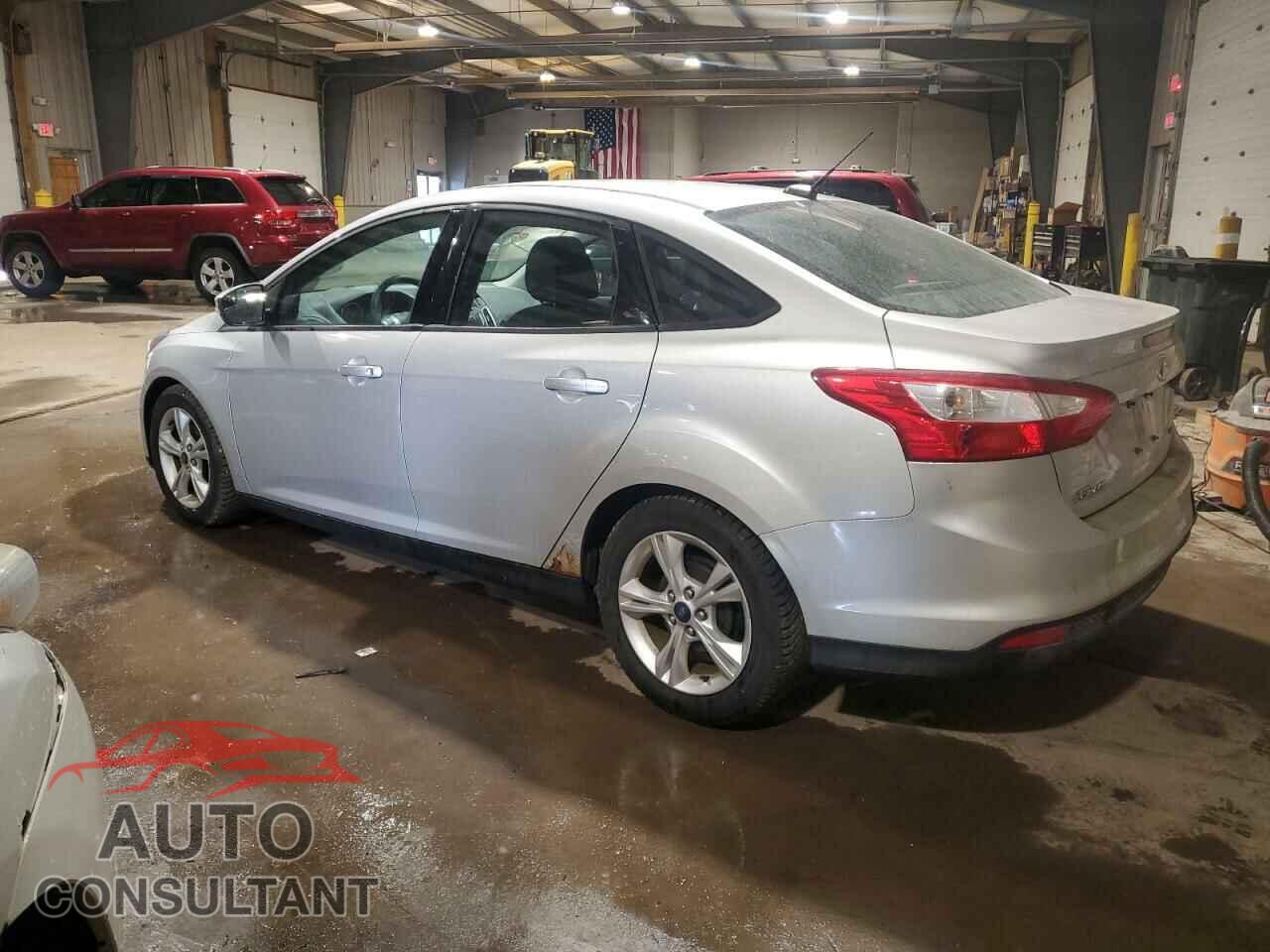 FORD FOCUS 2014 - 1FADP3F2XEL275295