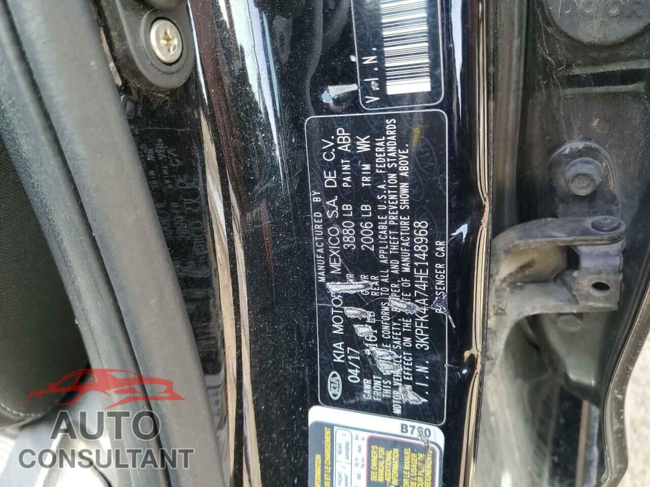 KIA FORTE 2017 - 3KPFK4A74HE148968