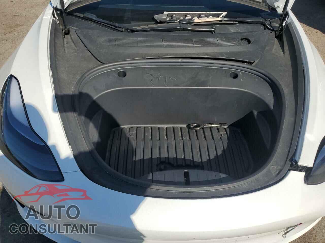 TESLA MODEL 3 2023 - 5YJ3E1EA3PF409384