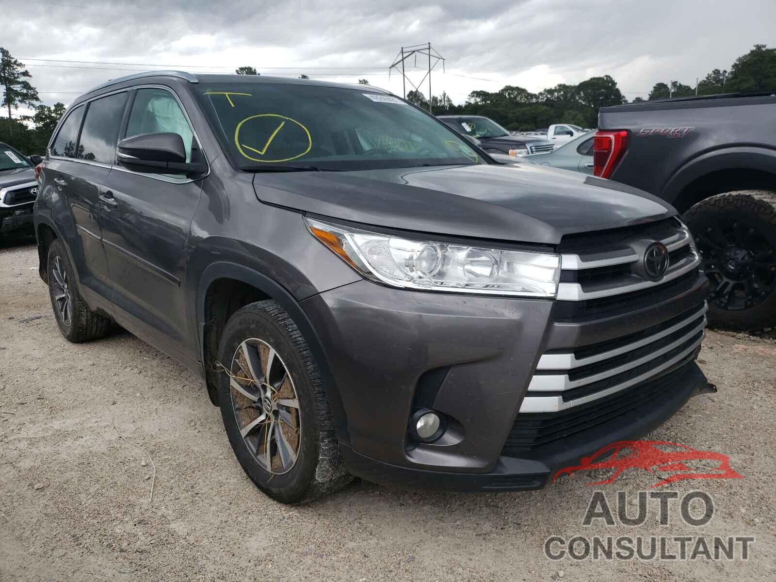 TOYOTA HIGHLANDER 2017 - 5TDJZRFH7HS358748