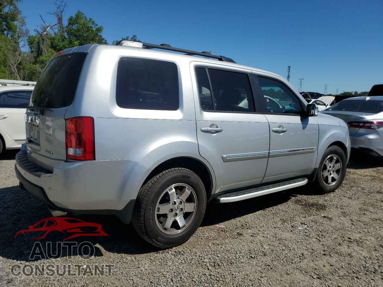 HONDA PILOT 2011 - 5FNYF3H93BB047873