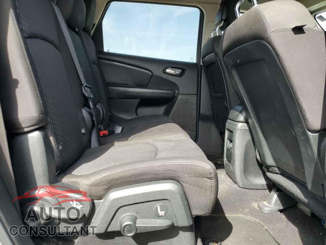 DODGE JOURNEY 2016 - 3C4PDCBB2GT218196