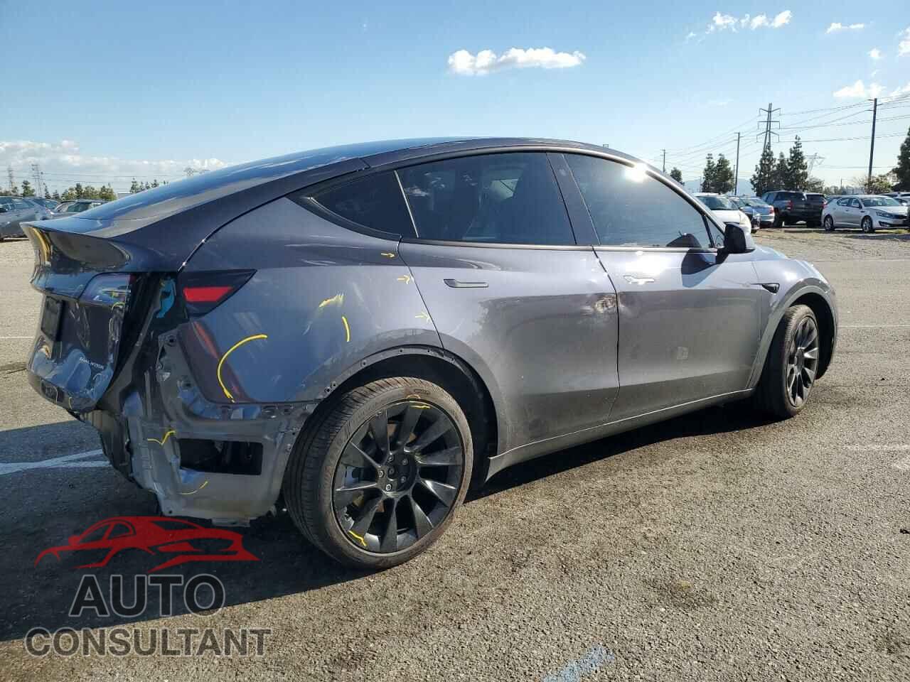 TESLA MODEL Y 2023 - 7SAYGDEE2PF748841
