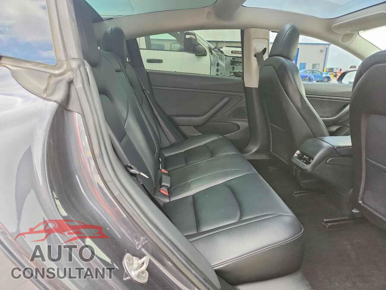 TESLA MODEL 3 2019 - 5YJ3E1EA4KF313613