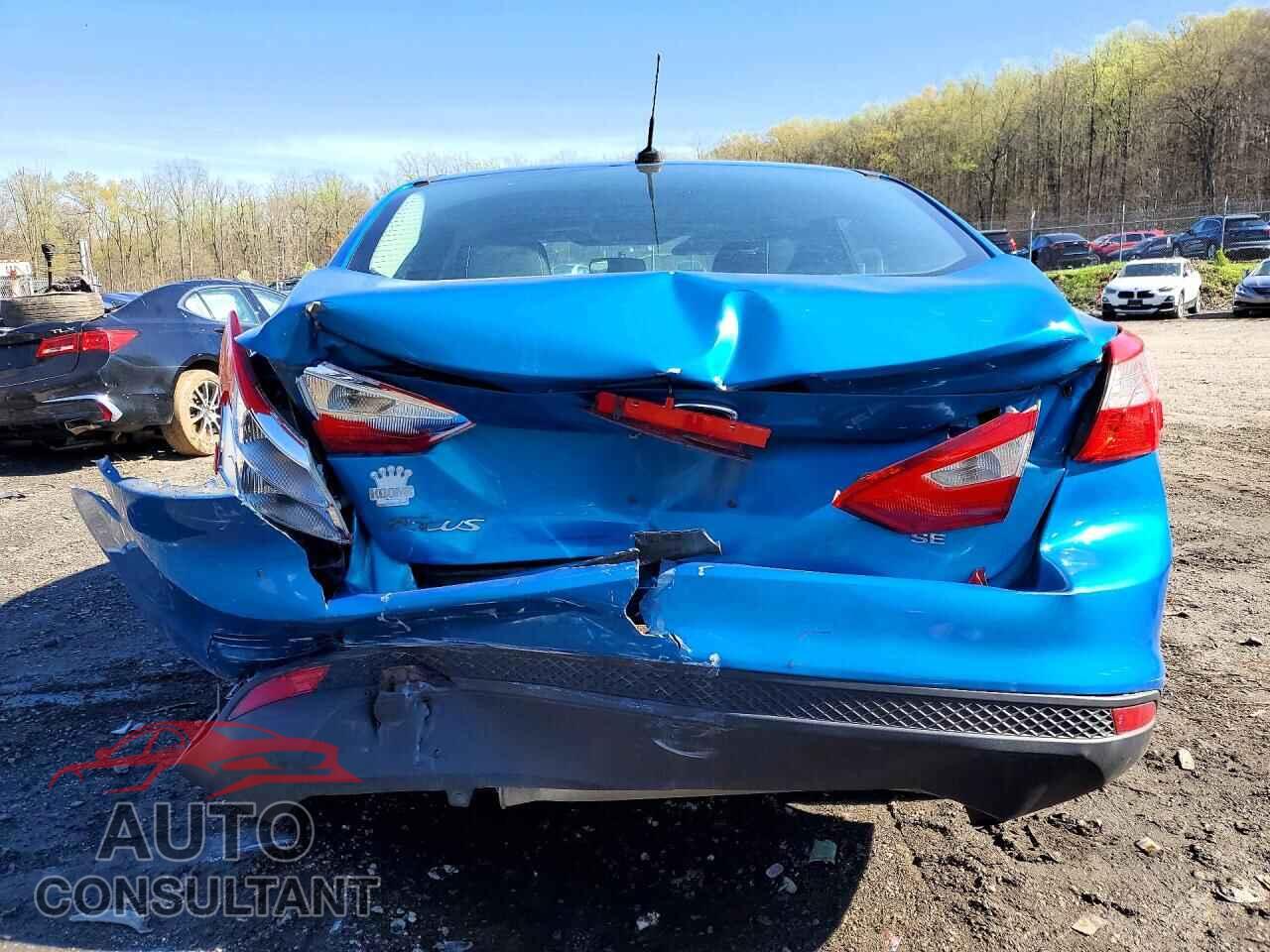FORD FOCUS 2014 - 1FADP3F2XEL427009
